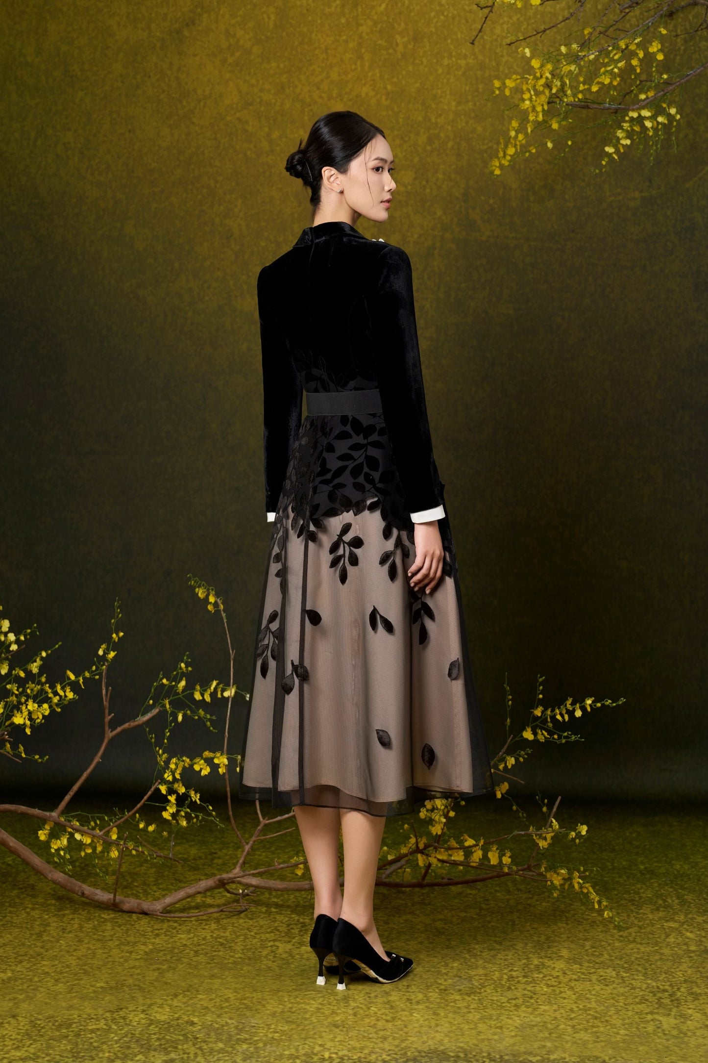 Long Sleeve Velvet Midi Dress