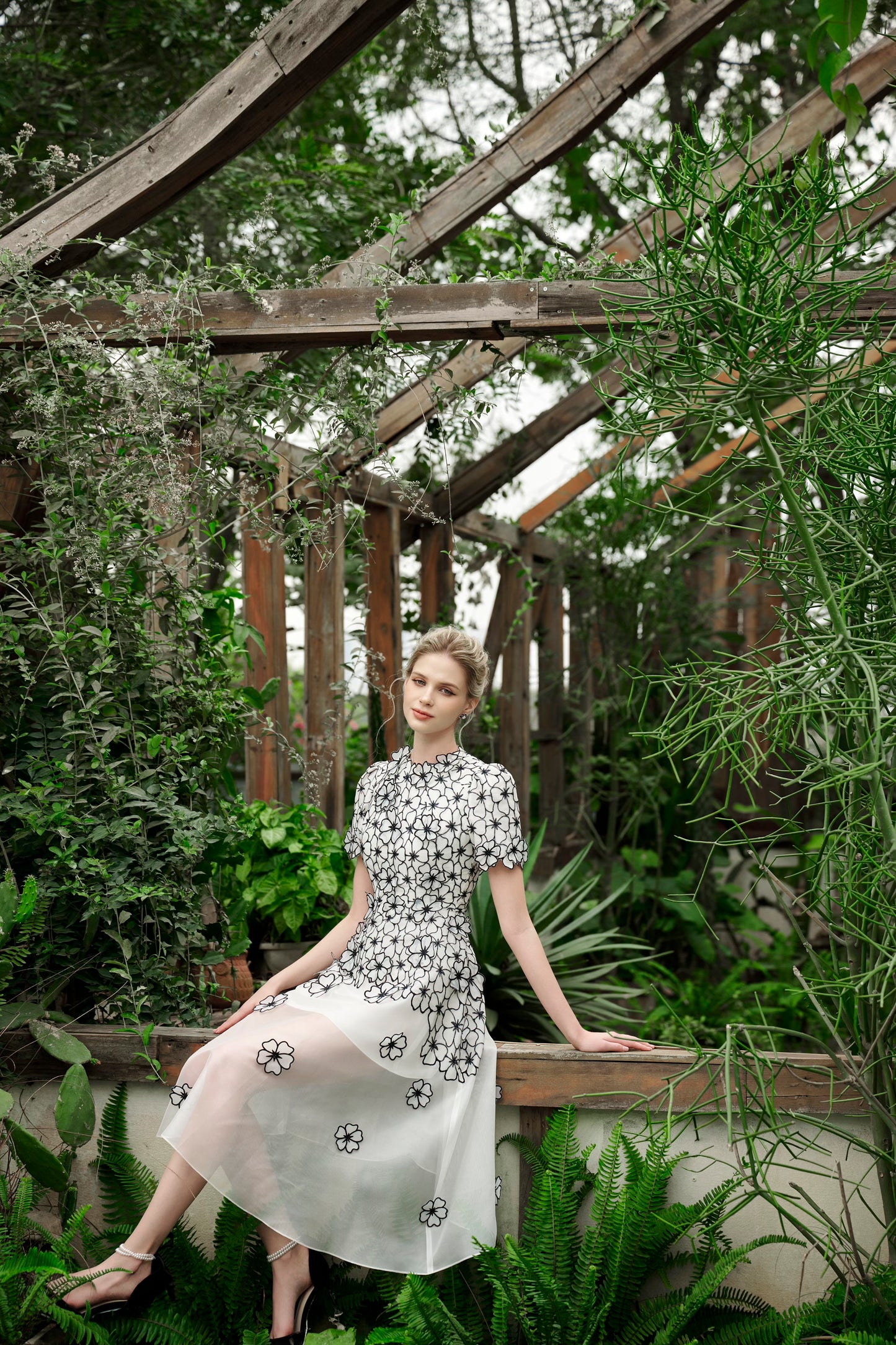 Black White Floral Midi Dress
