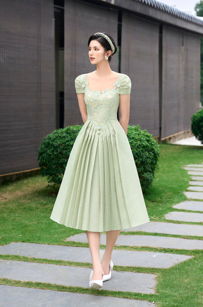 Green Embroidery Lotus Dress