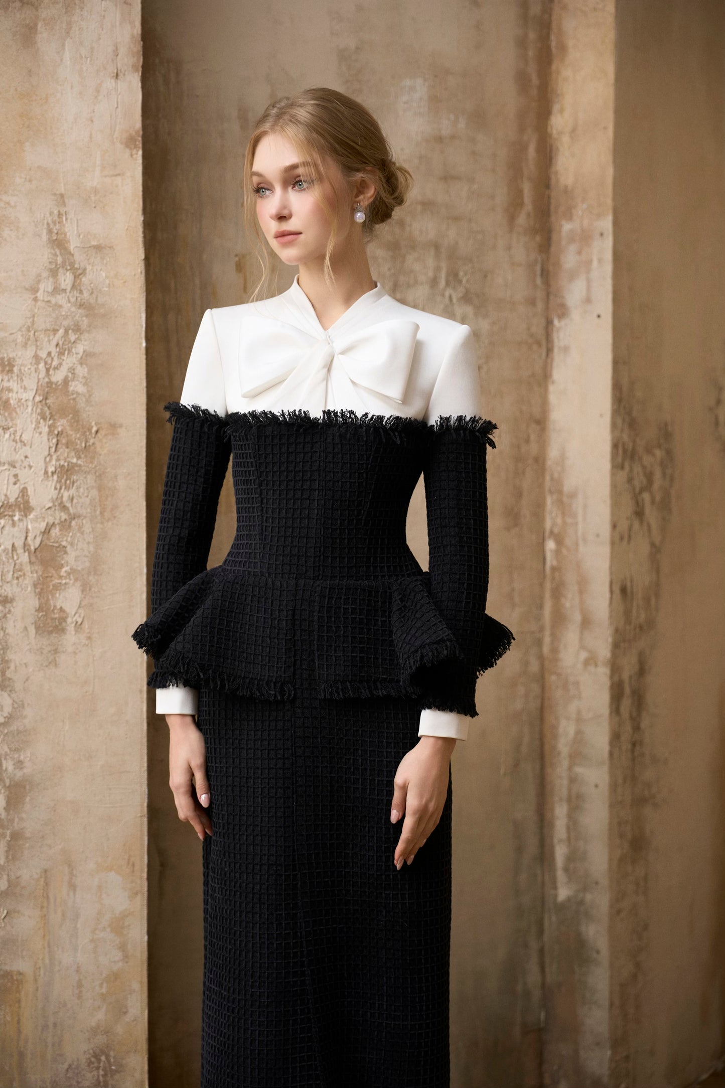 Black-White Bow I-line Dress