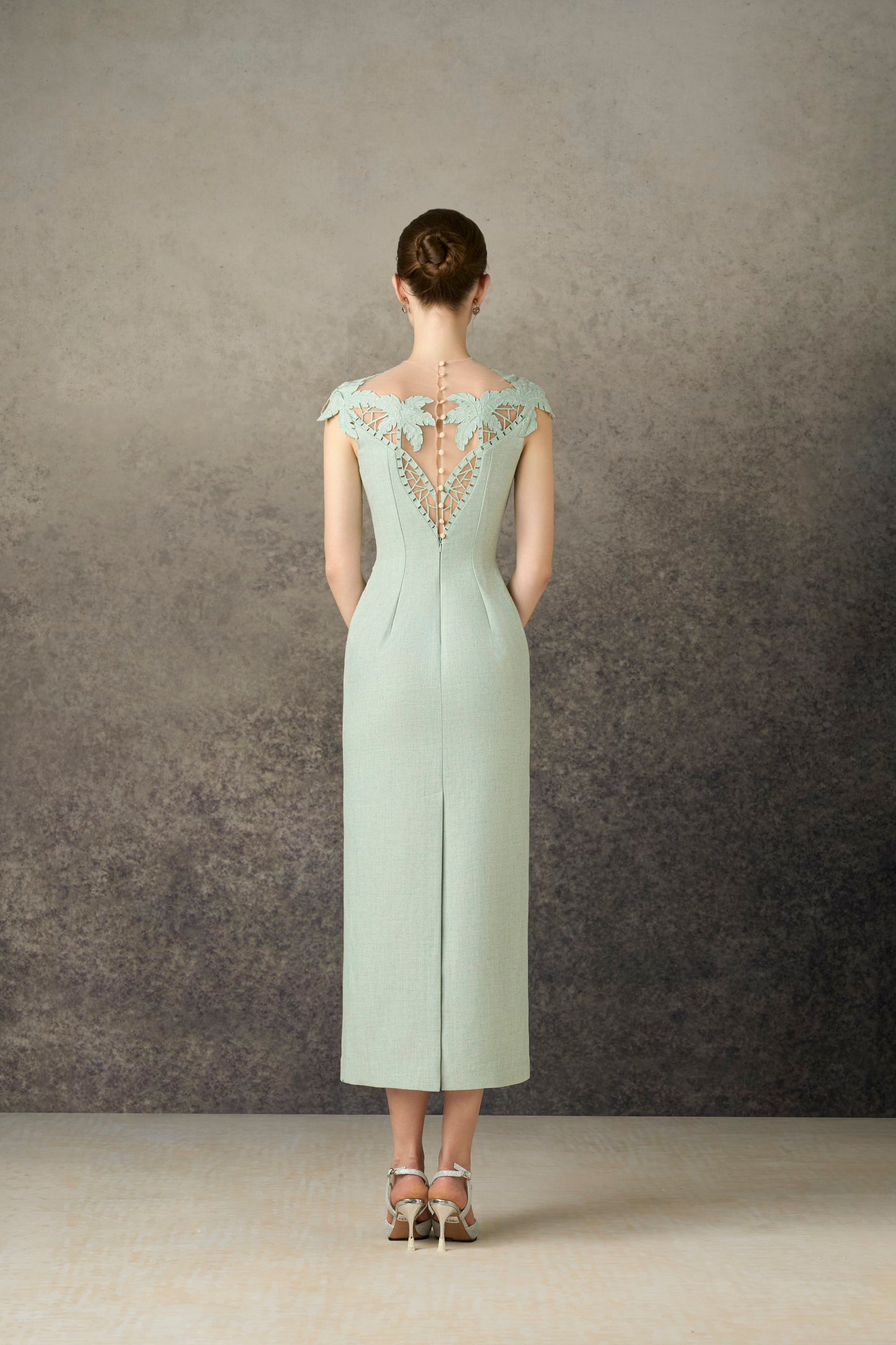 Mint Embroidery Chopical I-line Dress