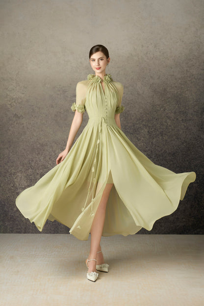 Short Slevee Green Drapping Midi Dress