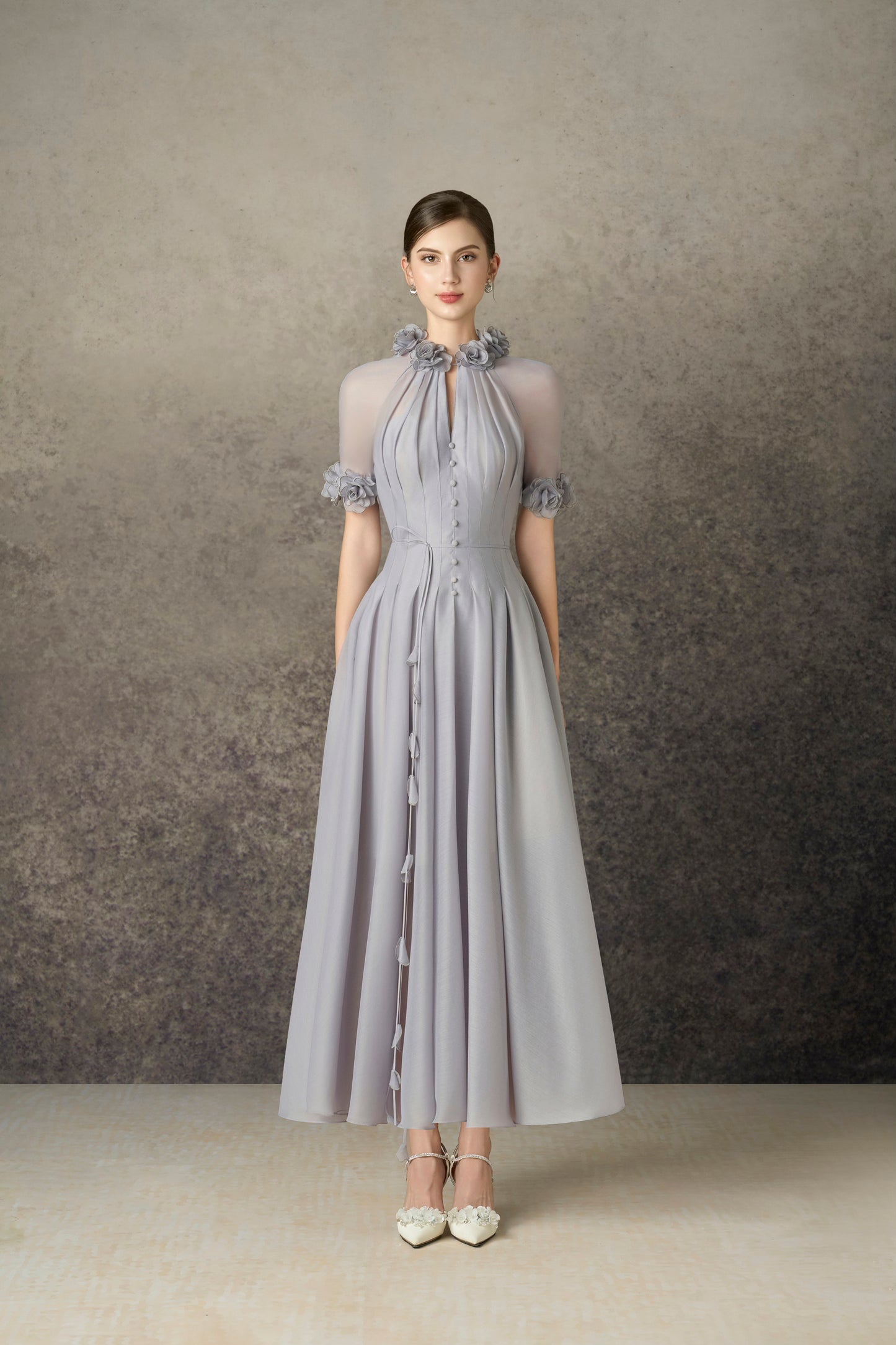 ShortSlevee Drapping Midi Dress