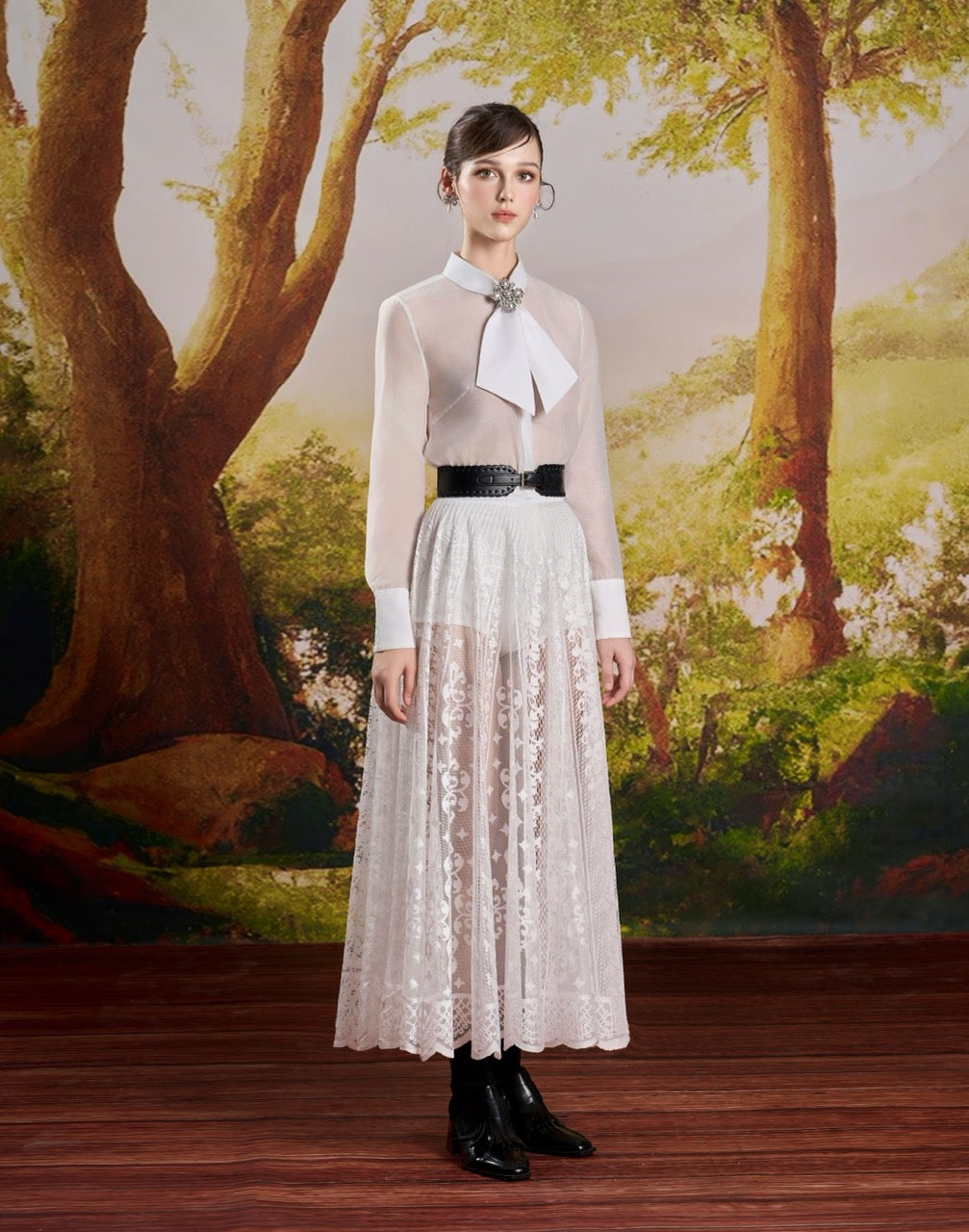 Rosie Lace Kirt