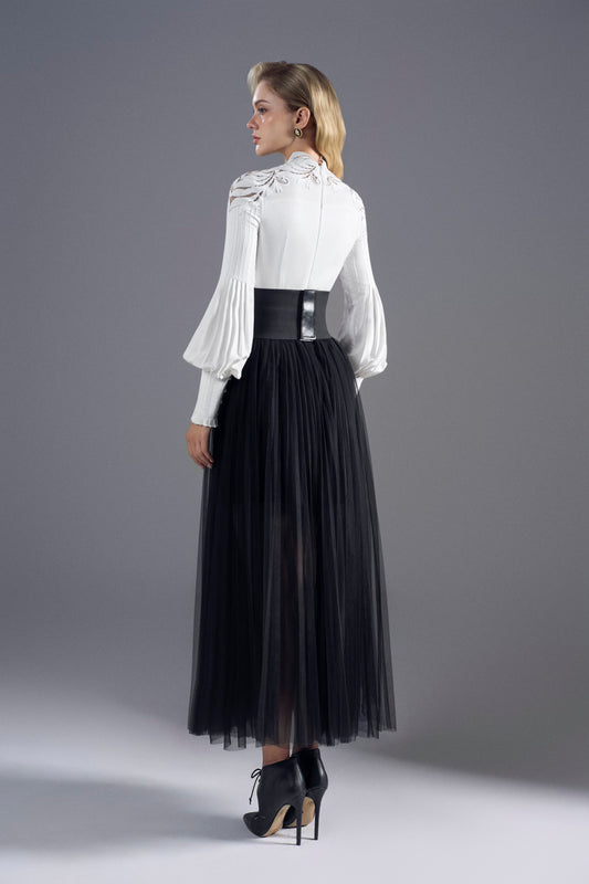 Akira Black White Midi Set